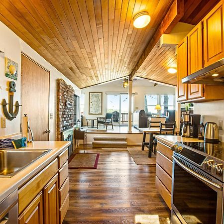 Marrowstone Island Beach Cabin エクステリア 写真