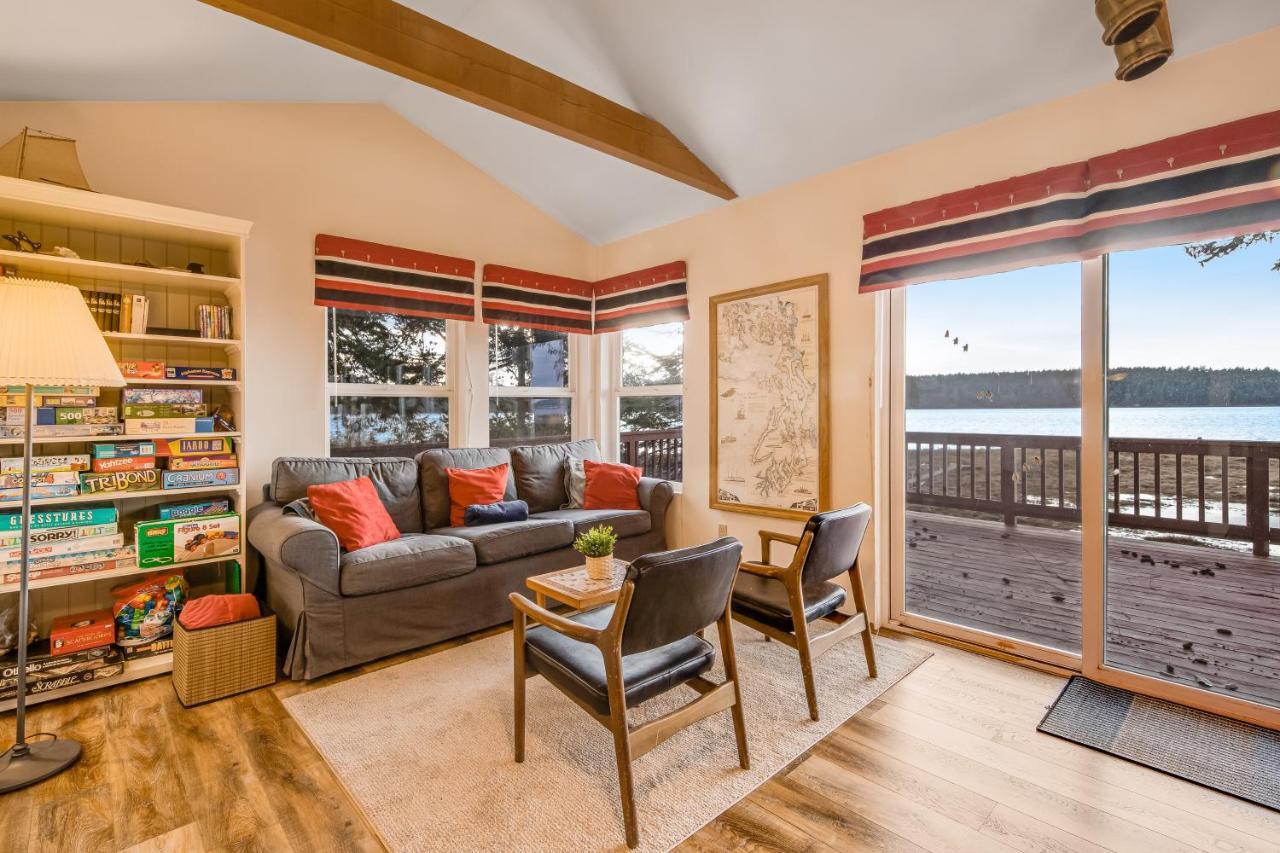 Marrowstone Island Beach Cabin エクステリア 写真