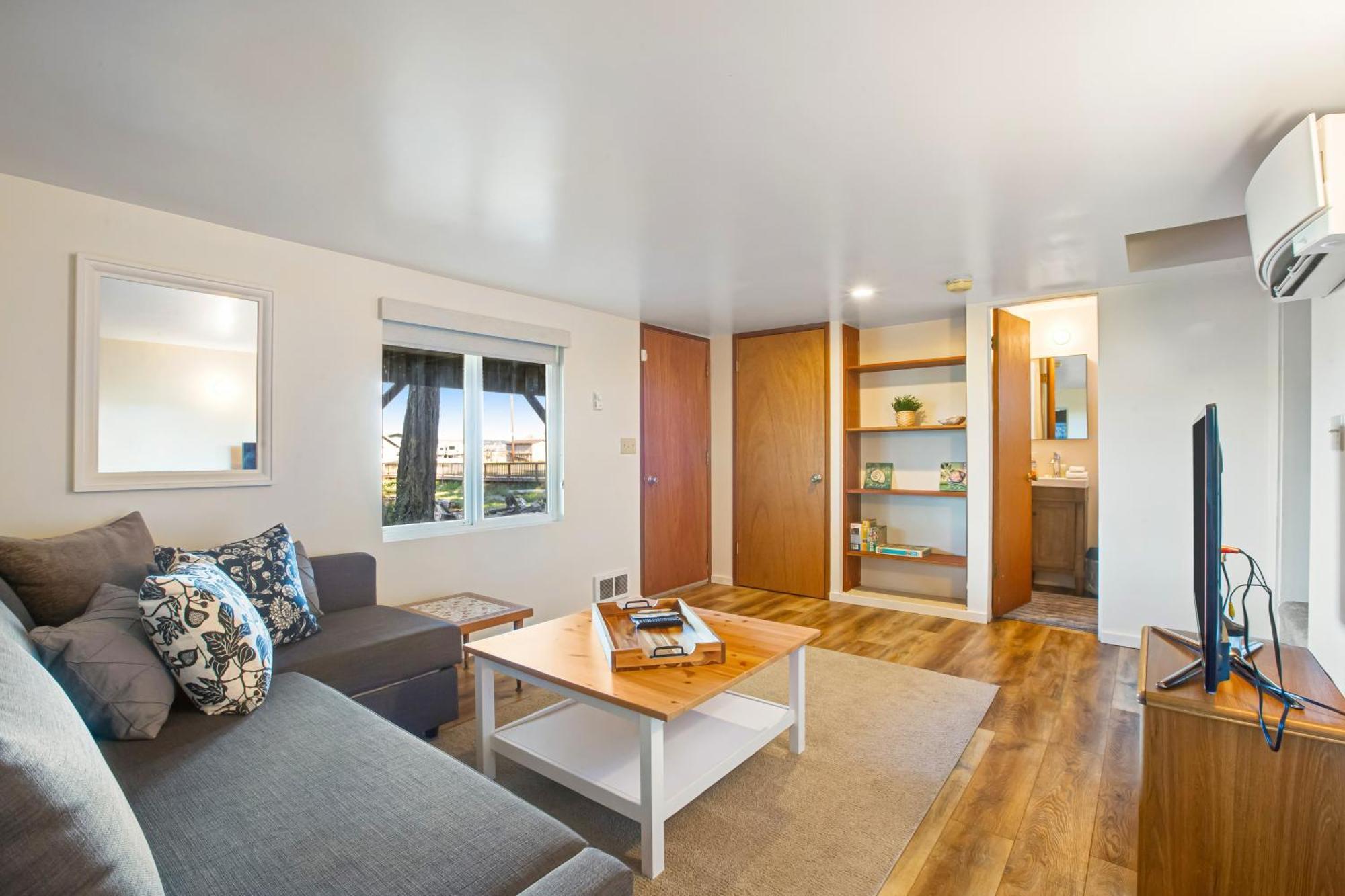 Marrowstone Island Beach Cabin エクステリア 写真